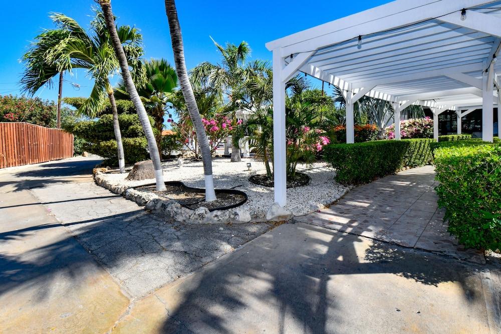 Aruba Blue Village Hotel And Apartments Palm Beach Exterior photo